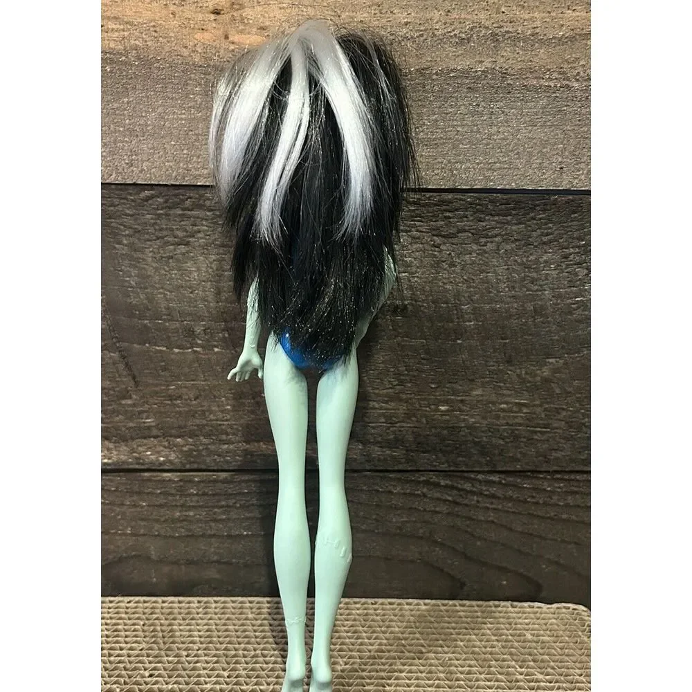 Monster High Doll Frankie Stein Bathing Blue Swim Suit‎ Mattel 2017